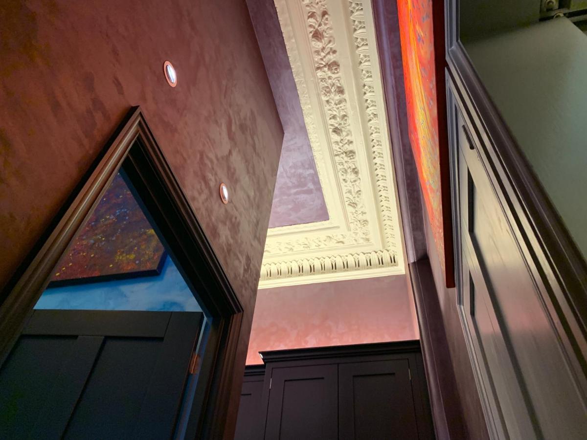 Vibrant Bohemian Seafront Flat Appartamento Hove Esterno foto